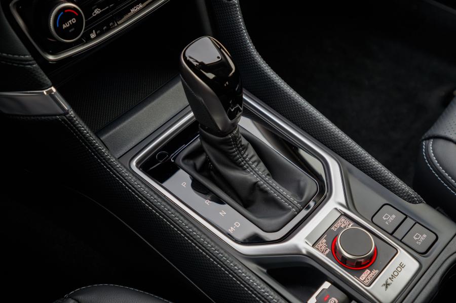 Детали интерьера Subaru Forester e-Boxer 2019 года  (WW) (фото 36 из 69)